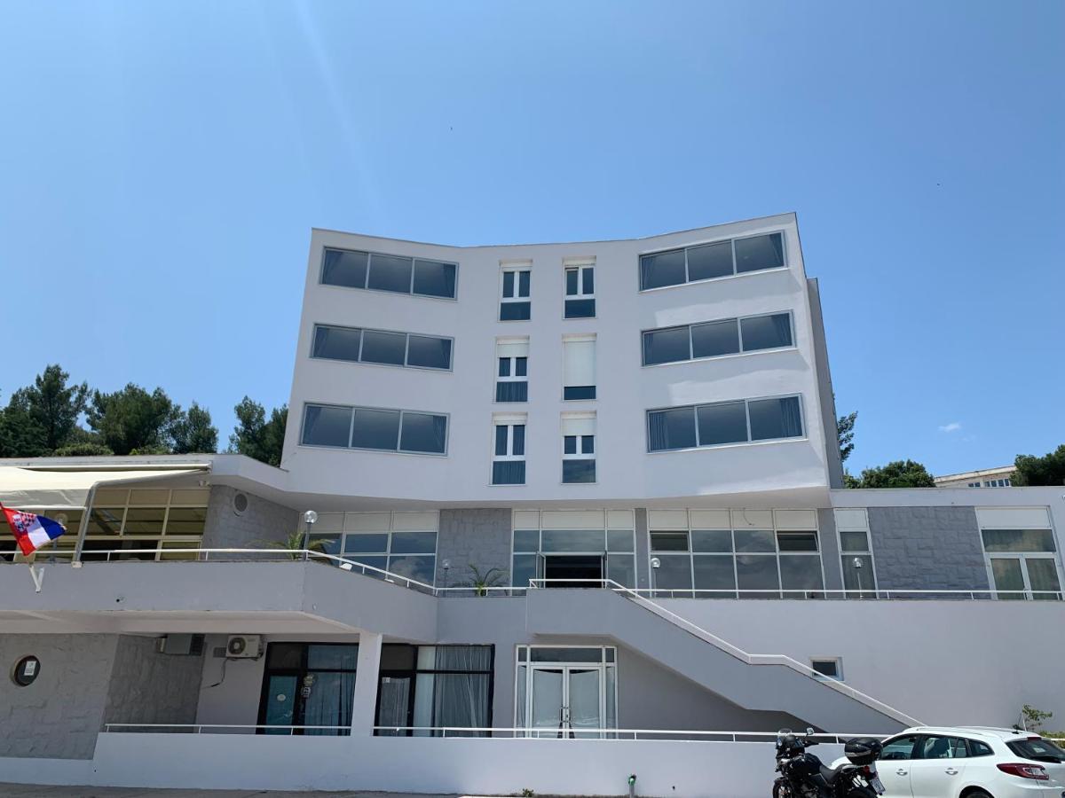 Hotel Tolero Ploce  Extérieur photo